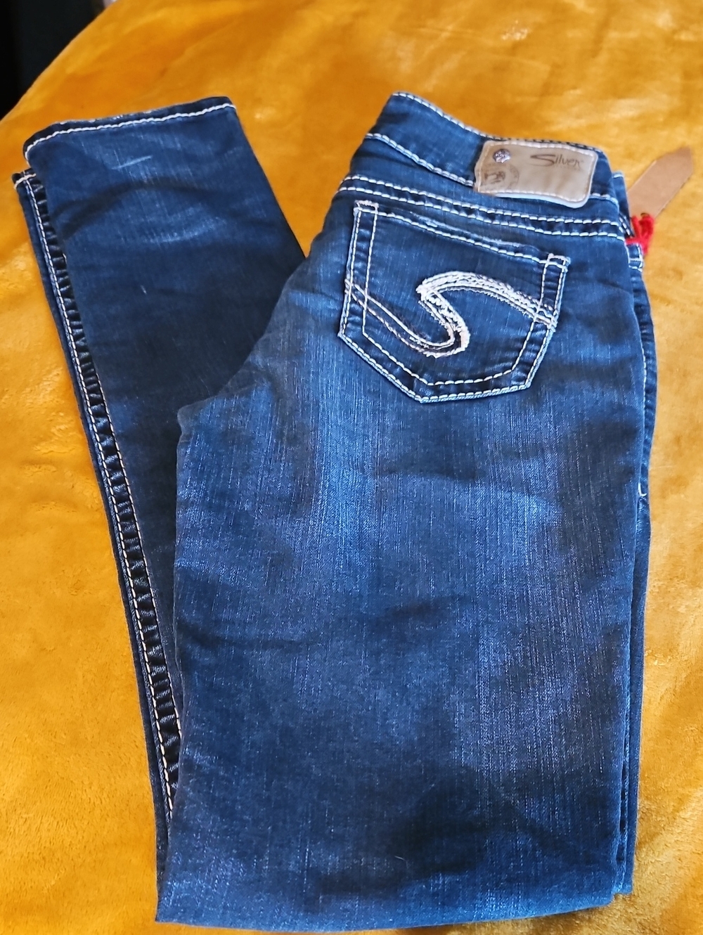 Silver Jeans Suki Mid Skinny - Dark Blue with Contrast Stitching